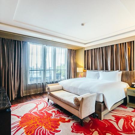 Hotel Sky Wood At Airport New Delhi Exterior photo
